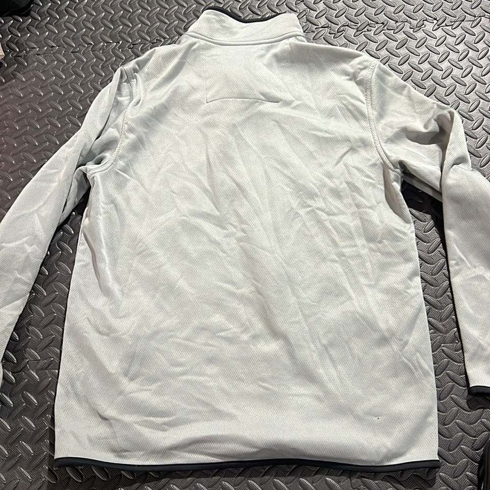 Size L pullover - image 3